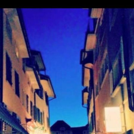 Lindas Beauty Hostel Цюрих Екстериор снимка