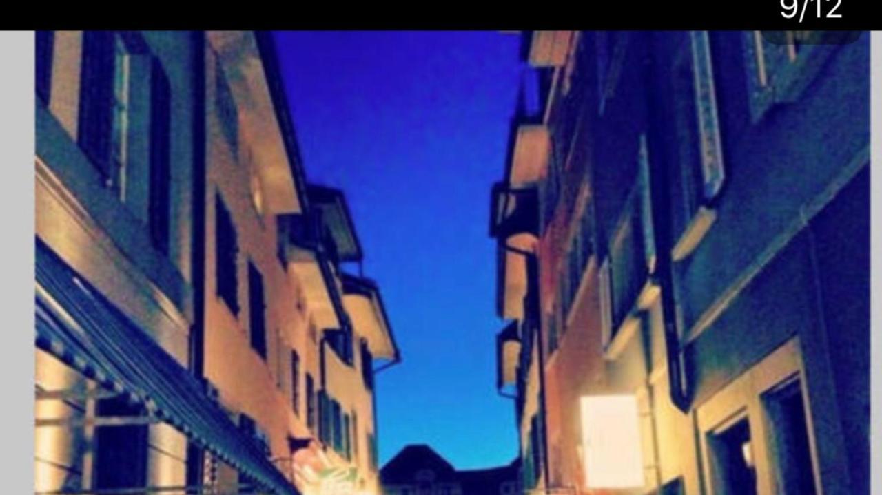 Lindas Beauty Hostel Цюрих Екстериор снимка